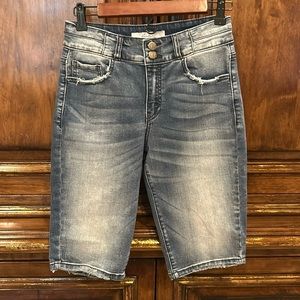 NWOT size 26 Bermuda denim shorts